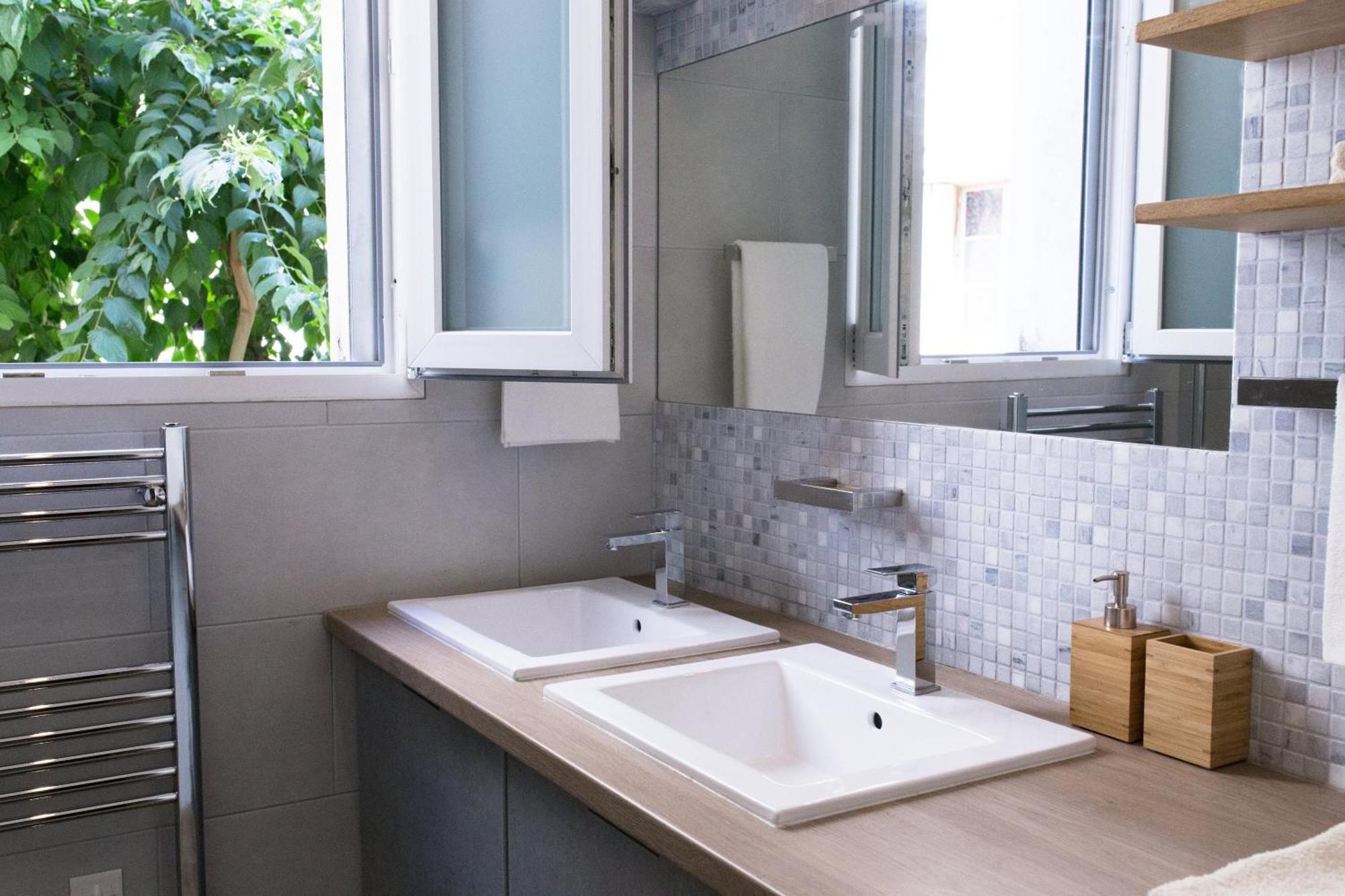 Sleep In Montpellier, Cosy, Central, 5 Ch, 10p, Tram L1, 2,3 & 4 * Montpellier