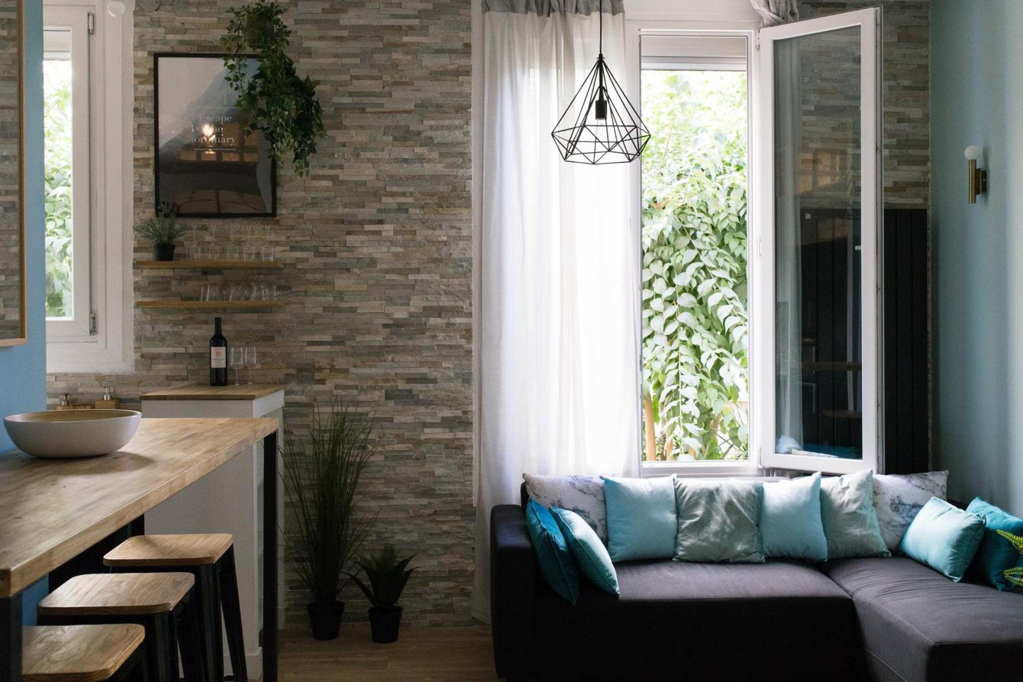 Apartment Sleep In Montpellier, Cosy, Central, 5 Ch, 10p, Tram L1, 2,3 & 4 Montpellier